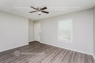 5101 Royal Dr in Fort Worth, TX - Building Photo - Building Photo