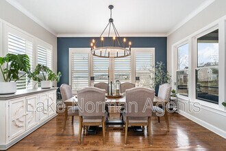 112 Sisters Cove Ct in Mooresville, NC - Building Photo - Building Photo