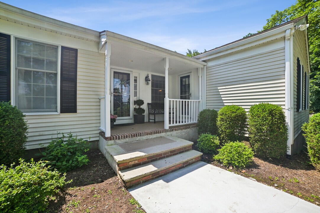 415 Fairmount Ave in Chatham Township, NJ - Building Photo