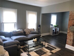 1387 W 69th St in Cleveland, OH - Building Photo - Building Photo