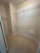 7647 Mission Gorge Rd, Unit Rancho Mission Trails in San Diego, CA - Foto de edificio - Building Photo