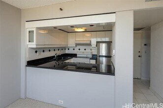 2499 Kapiolani Blvd in Honolulu, HI - Building Photo - Building Photo