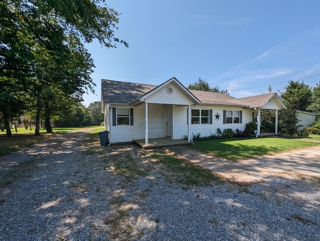 property at 642 Scoggins Rd
