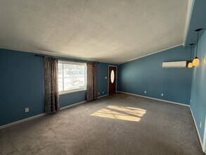 7215 Shady Ln in Fort Wayne, IN - Building Photo - Building Photo