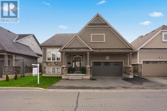 17 Lockside Dr in Peterborough, ON - Building Photo - Building Photo