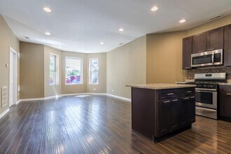 538 N Hamlin Ave in Chicago, IL - Building Photo - Building Photo