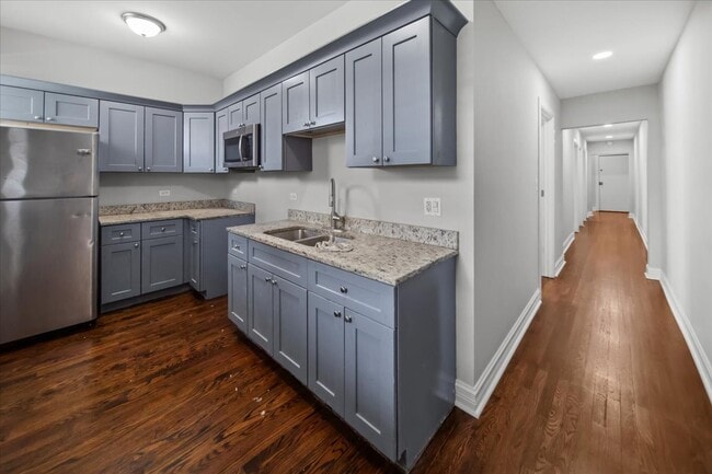 6635 S Ellis Ave in Chicago, IL - Building Photo - Building Photo