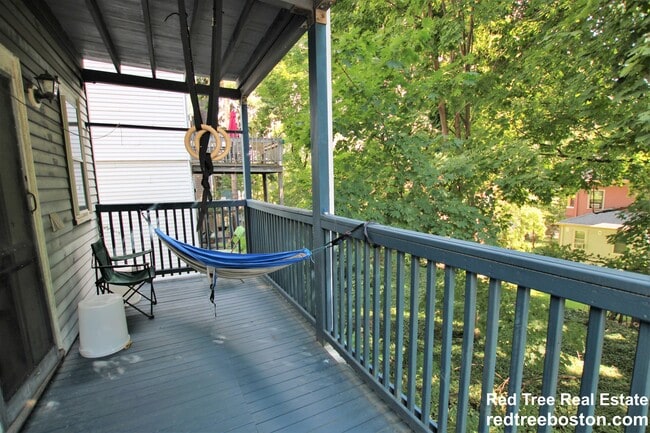 property at 98 Westbourne Ter