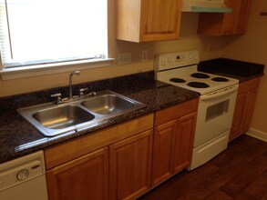 312 Kingville Dr in Charlotte, NC - Building Photo - Building Photo