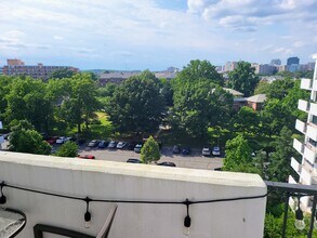 4501 Arlington Blvd in Arlington, VA - Building Photo - Building Photo