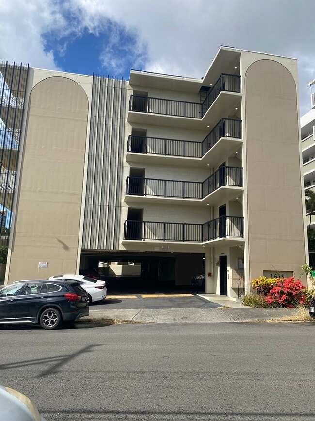 property at 1616 Kewalo St