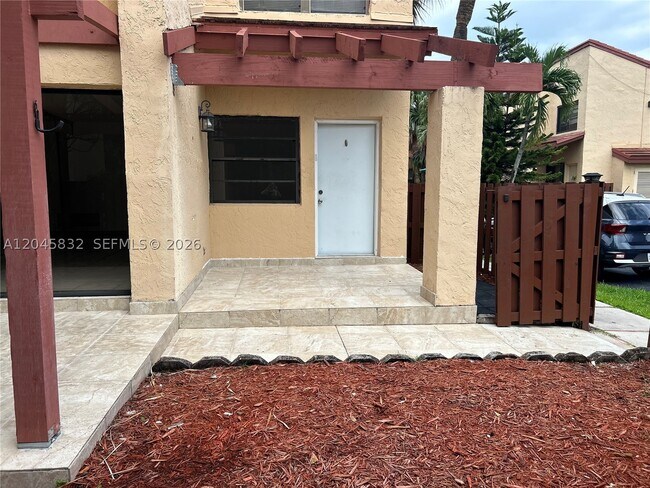 301 W Park Dr