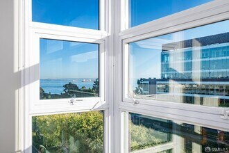 330 Mission Bay Boulevard North in San Francisco, CA - Foto de edificio - Building Photo