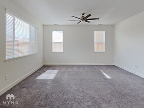 6130 Red Sun Dr in Sparks, NV - Building Photo - Building Photo
