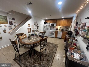 3321 Powelton Ave in Philadelphia, PA - Building Photo - Building Photo