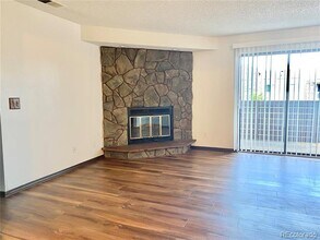 15402 E Arizona Ave in Aurora, CO - Building Photo - Building Photo