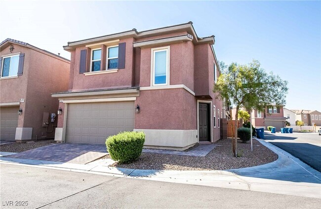6303 Solomon Spring Way in Las Vegas, NV - Building Photo - Building Photo