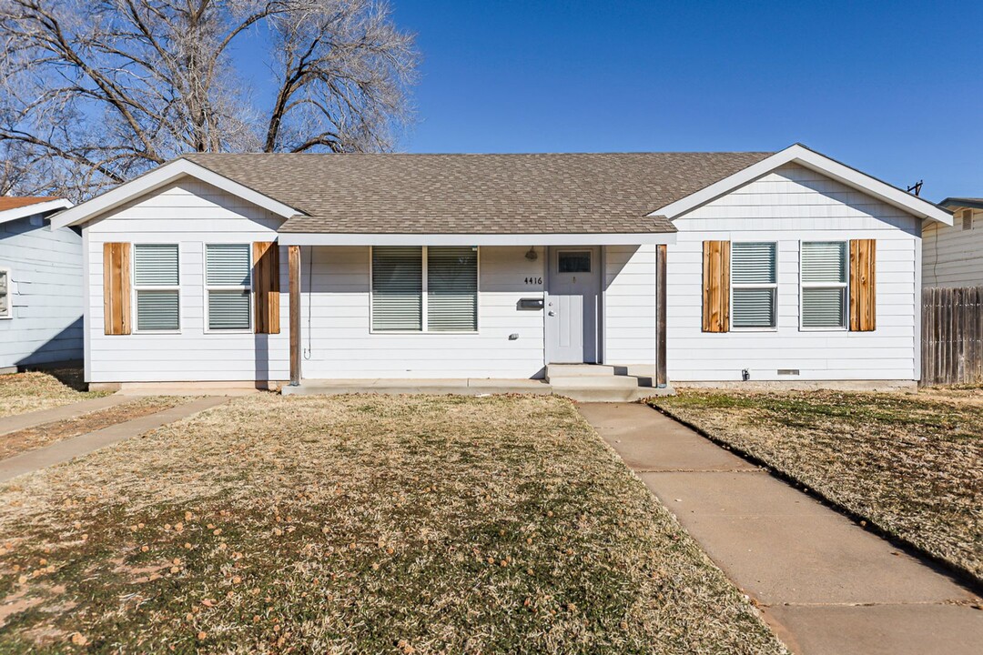 4416 47th St in Lubbock, TX - Building Photo