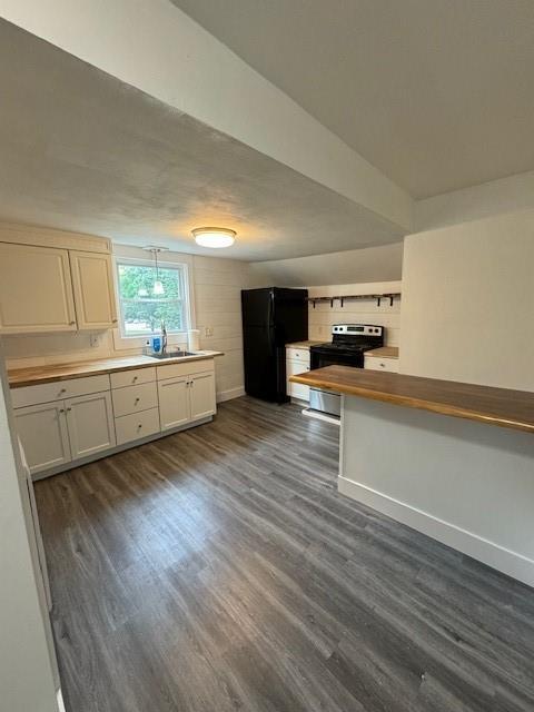 33 Clark St in Westerly, RI - Building Photo - Building Photo