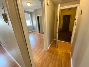 1862 Beacon St in Brookline, MA - Building Photo - Building Photo