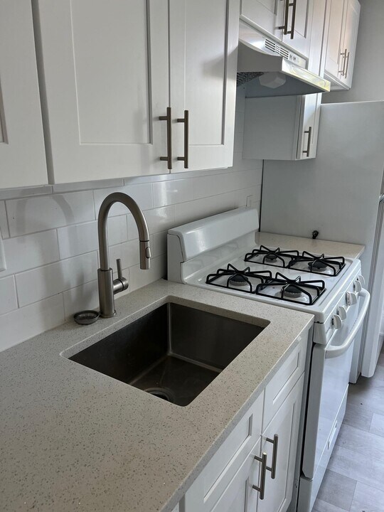 45 Broadway in Bayonne, NJ - Building Photo