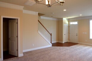 237 E Waterlynn Rd, Unit C in Mooresville, NC - Building Photo