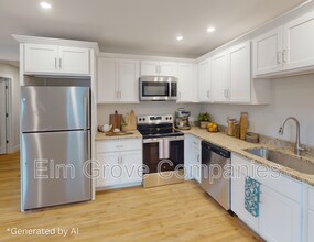 28 Olive Grv Cir in Rochester, NH - Building Photo - Building Photo