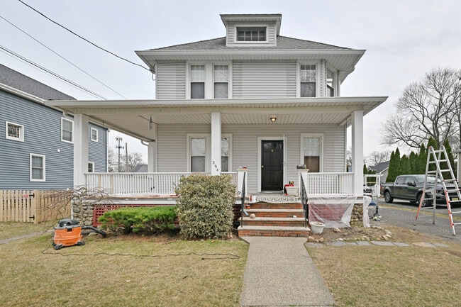 property at 264 Morse Ave