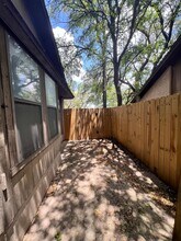 1006 Milford Way in Austin, TX - Foto de edificio - Building Photo