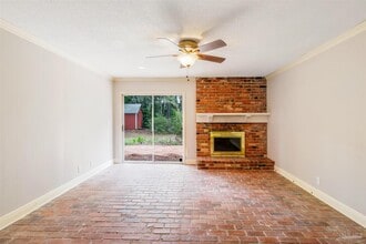81 Country Club Rd in Shalimar, FL - Building Photo - Building Photo