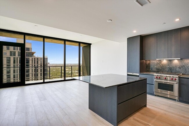 property at 610 Davis St