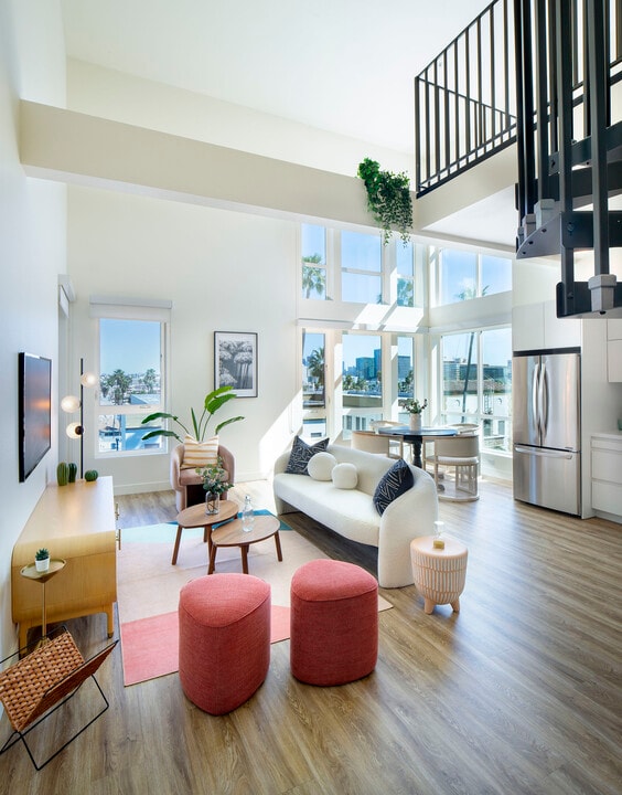 Sawyer in Los Angeles, CA - Foto de edificio