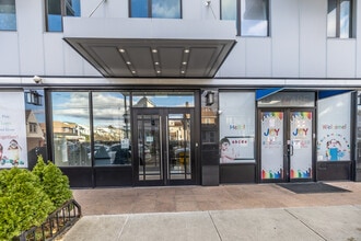 145-38 34th Ave in Flushing, NY - Building Photo - Building Photo