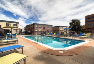 Off Broadway Flats Apartments