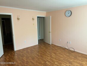 131 Amberly Dr in Englishtown, NJ - Building Photo - Building Photo