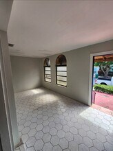 2369 SW 17th St in Miami, FL - Building Photo - Building Photo
