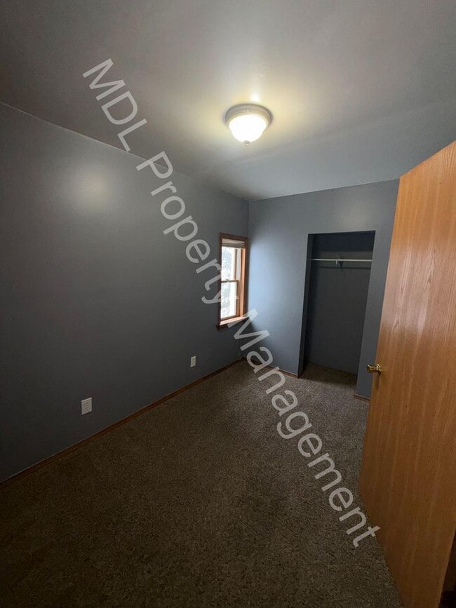 610 S Woodbridge St in Saginaw, MI - Building Photo - Building Photo