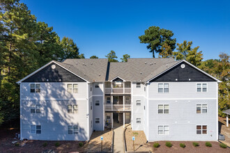 University Oaks Condos in Raleigh, NC - Building Photo - Primary Photo