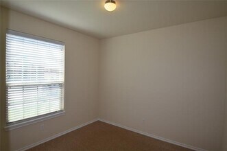 2728 Adams Fall Ln in Fort Worth, TX - Building Photo - Building Photo