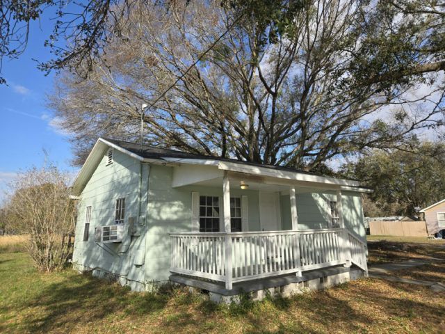 14 Webb Ln in Auburndale, FL - Building Photo