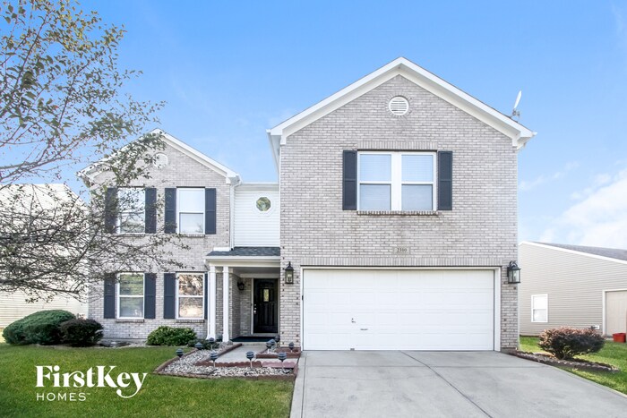 2310 Amberleigh Dr in Plainfield, IN - Building Photo