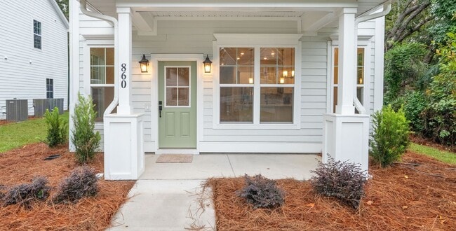 860 Tripe St in Charleston, SC - Building Photo - Building Photo