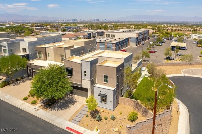 2146 Sunset Valley St in Henderson, NV - Building Photo - Building Photo