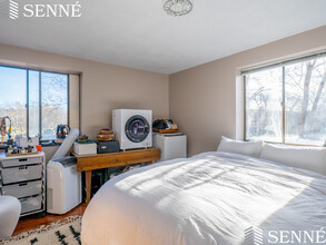 9 Blair Pl, Unit 7 in Cambridge, MA - Foto de edificio - Building Photo