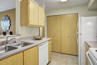 Allegro in Covington, WA - Building Photo - Building Photo