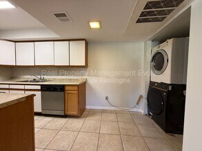 1336 E Mountain View Rd in Phoenix, AZ - Building Photo - Building Photo