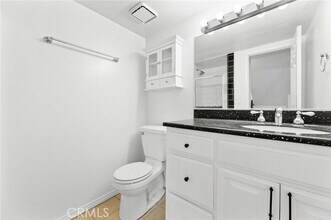 1421 12th St in Manhattan Beach, CA - Building Photo - Building Photo