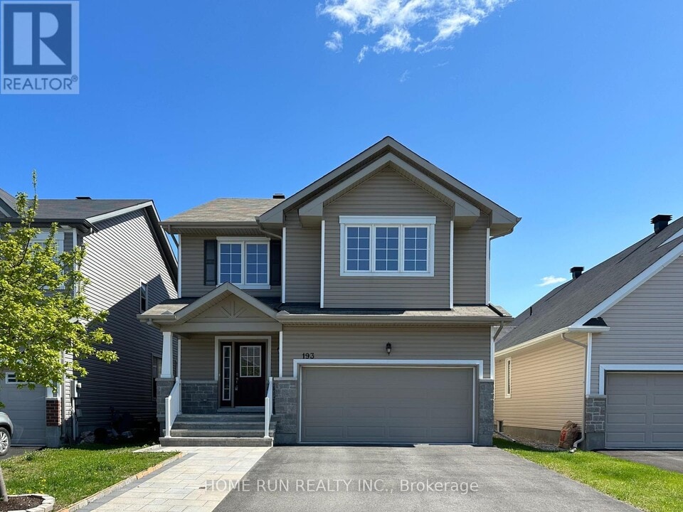 193 Balikun Heights in Ottawa, ON - Building Photo