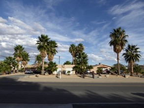 15877 Tuscola Rd in Apple Valley, CA - Building Photo - Building Photo