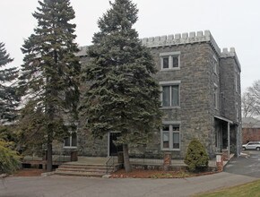 155 Beacon Hill Rd in Dobbs Ferry, NY - Building Photo - Building Photo